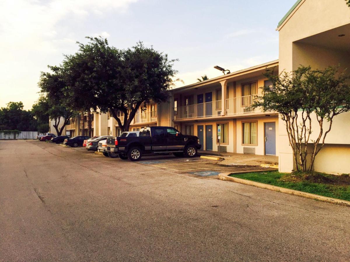 Motel 6-Houston, Tx - East Exterior photo